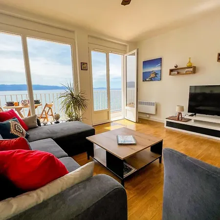 Martina - Seafront Balcony Spacious - By Tgb Apartment