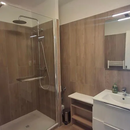Martina - Seafront Balcony Spacious - By Tgb Apartment *